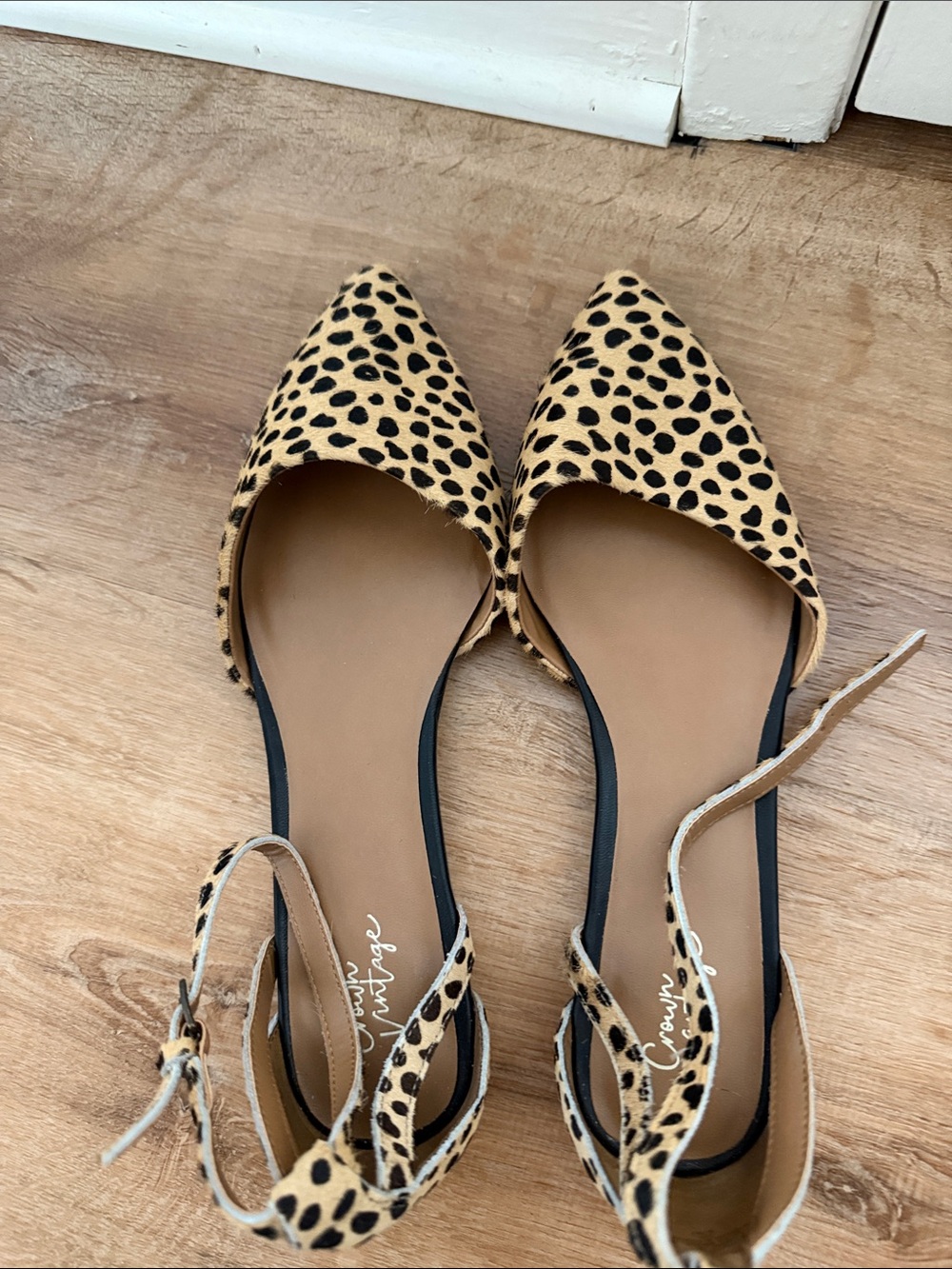 Crown Vintage Leopard Print Pointed Slingback Flats - Tan & Black